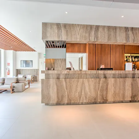 Mh & Hotell 4*