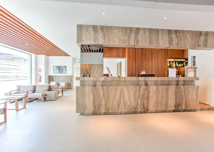 Mh Hotel&spa Hotel 4*