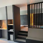 فندق Mh & 4*