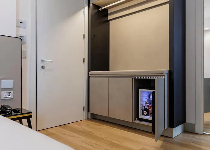 Mh佛罗伦萨酒店及水疗中心 酒店 4*